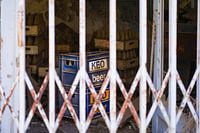 Varosha, Kisten mit Keo-Bier, etwa 50 Jahre alt