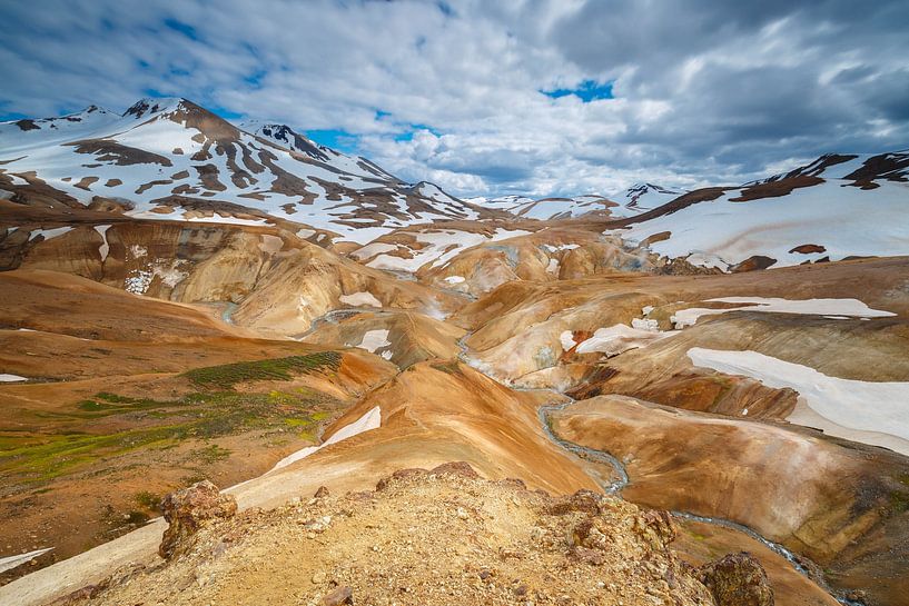 Kerlingarfjöll a mountain range in Iceland by Menno Schaefer