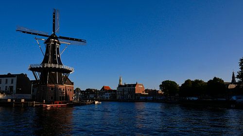 Molen de Adriaan aan het Spaarne in Haarlem