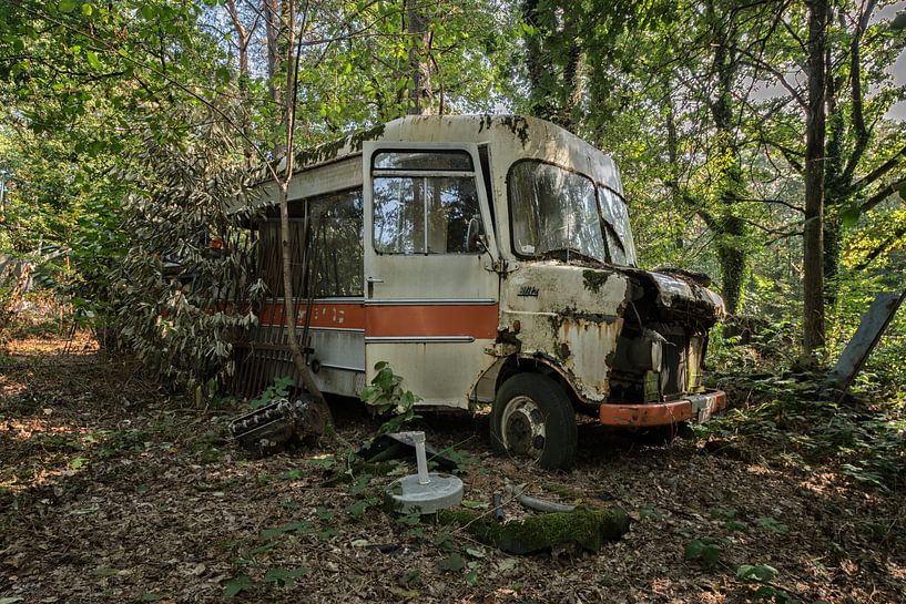 Lost Place - Bus stop by Linda Lu