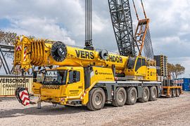 Grue mobile Grove Gmk 5150 L de Verschoor. sur Jaap van den Berg