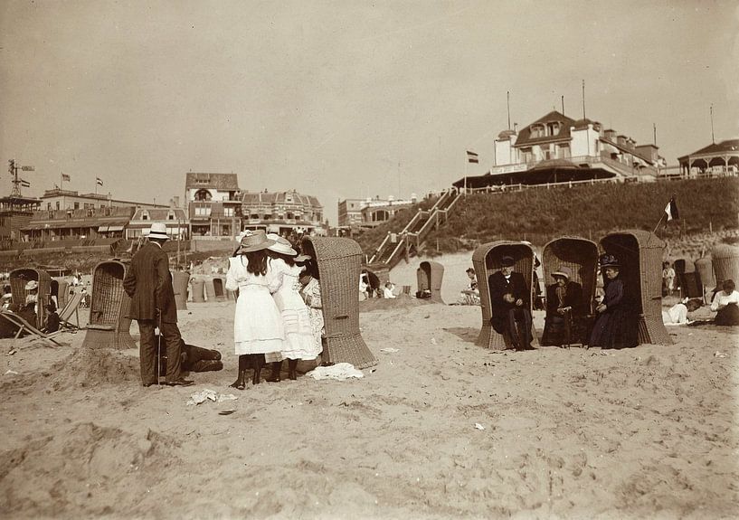 Faulenzen am Strand in Zandvoort, Knackstedt &amp; Näther, 1900 - 1905 von Het Archief