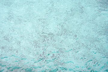 Eaux turquoises et transparentes du lagon bleu à Chypre sur Werner Lerooy