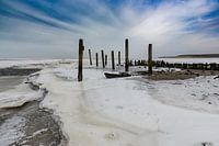 Bevroren Waddenzee bij de oude haven van De Cocksdorp op Texel.