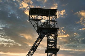 Kolenmijn toren in Duisburg van HGU Foto