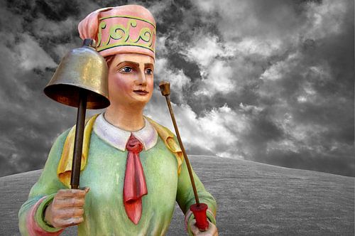 Mr. Tate Is Climbing The Hill