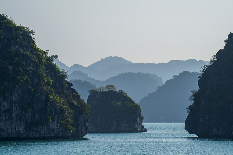 Halong Bay by Aart Prikker