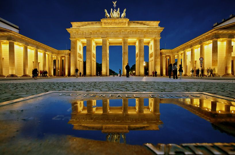 Brandenburg Gate Berlin by Thomas Rieger