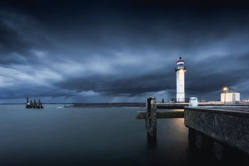 A Storm is Coming by Niels Dam