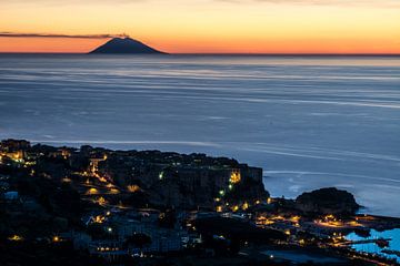 Tropea by night by Bianca  Hinnen