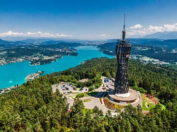Pyramidenkogel am Wörthersee van Ralf van de Veerdonk