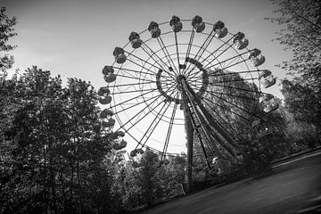 The Ferris wheel by Perry Wiertz