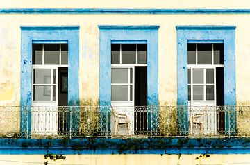 Building facade with balcony and doors in Agra dos Reis in Brazil by Dieter Walther
