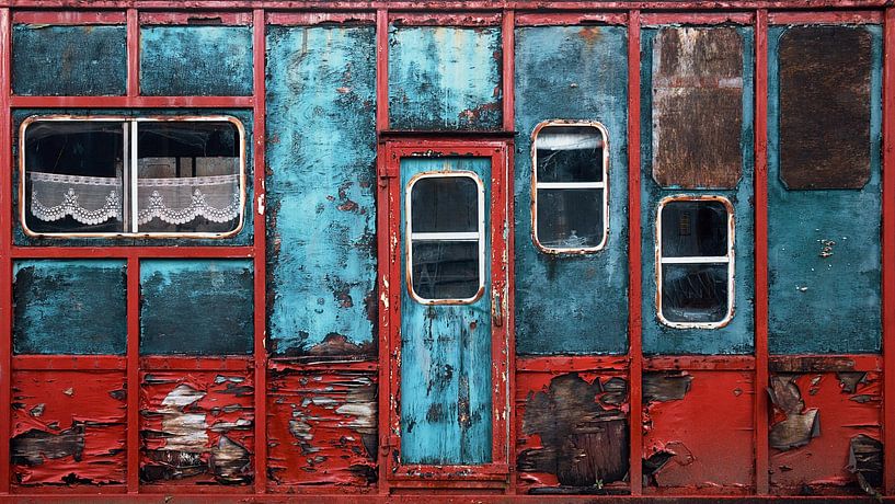 Horsebox Vanlife - Rural Grunge by Western Exposure