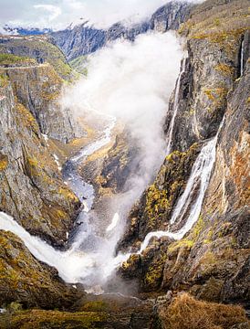 Vøringsfossen, panorama waterval, Noorwegen van Rietje Bulthuis