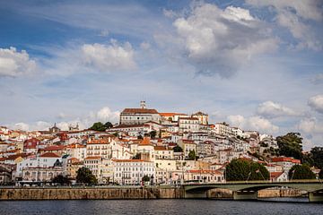 Uitzicht over de universiteitsstad Coimbra | Stadsfotografie | Reisfot van Daan Duvillier