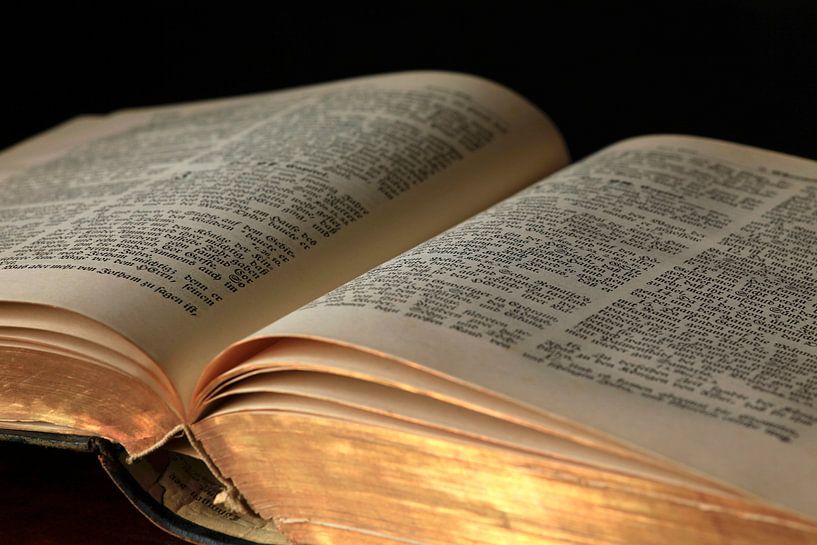 Fascination of old books by Thomas Jäger