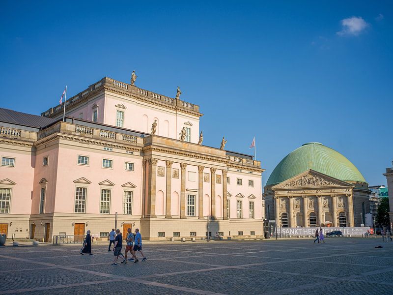Berlin - Opéra d'État Unter den Linden et cathédrale Sainte-Hedwige par t.ART