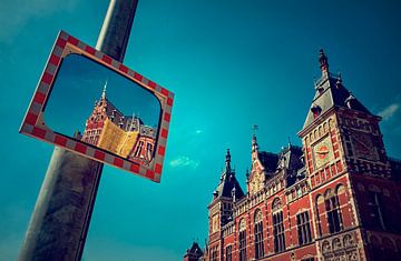 Central Station of Amsterdam by Chihong