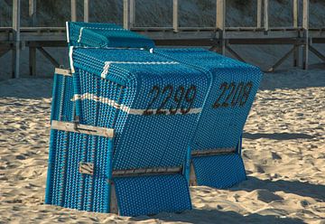 Blauwe strandstoelen van Norbert Sülzner
