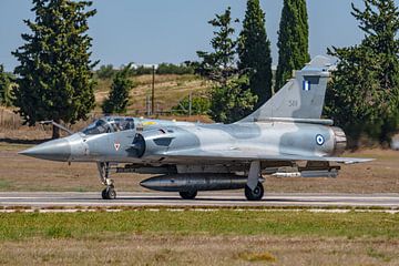 Griekse QRA Mirage 2000 vlak voor take-off. van Jaap van den Berg
