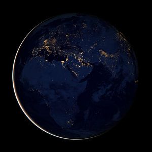 Globus in der Nacht mit Blick auf Europa, den Nahen Osten und Afrika