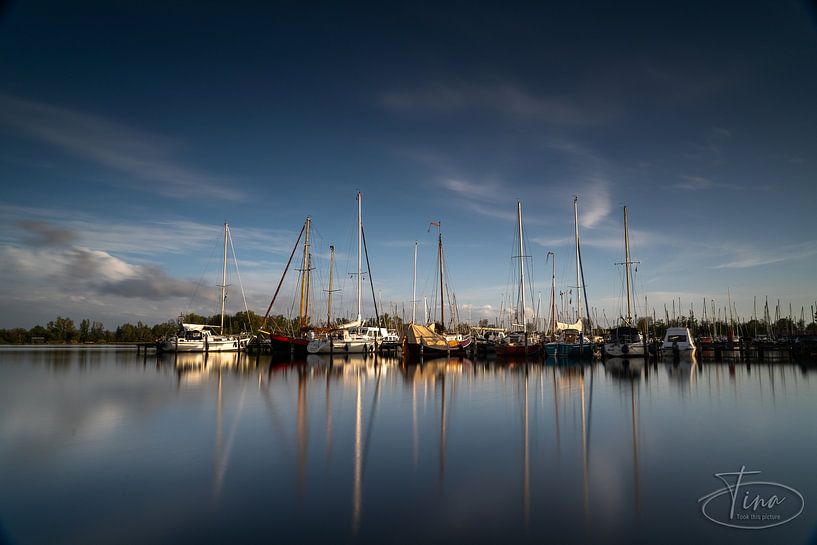 Die Segelboote genießen die letzte Abendsonne von Tina Linssen