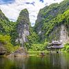 Tam Coc tempel van Jelmer Laernoes