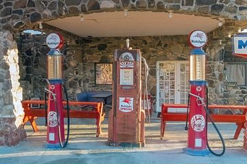 Gas station on Route 66 by Kurt Krause