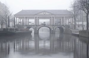 De Koornbrug in Leiden van Martijn van der Nat