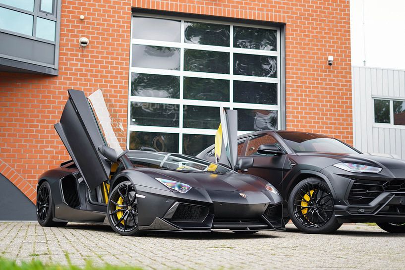 Blacked Out Lamborghini Aventador & Urus by Joost Prins Photograhy
