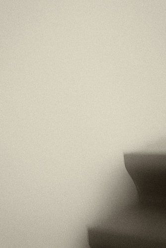 Abstraktes und minimalistisches Bild einer Treppe