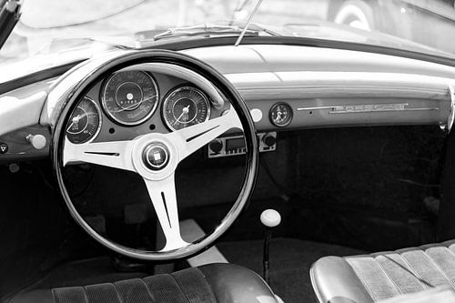 Porsche 356 Cabriolet klassieke sportwagen dashboard