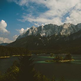 Eibsee aan de Zugspitze van Swittshots