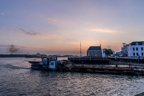 Het douanehuisje Maassluis