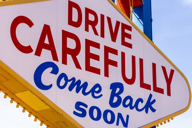 Las Vegas Come Back Soon Sign, Las Vegas, Nevada by martin von rotz