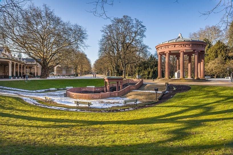 Elisabethenbrunnen im Kurpark von Bad Homburg par Christian Müringer