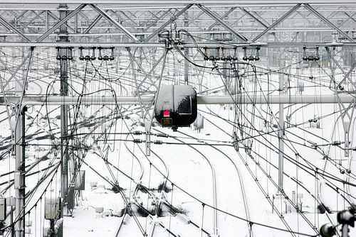 Station Arnhem na een sneeuwbui