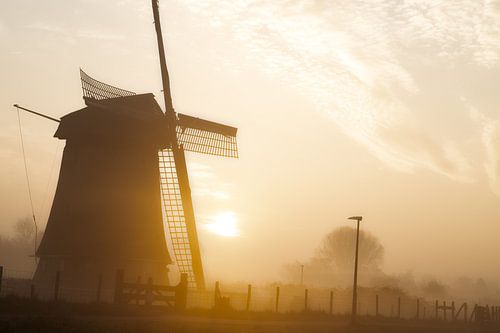 Zonsopkomst met molen