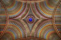 Bunte Decke im verlassenen Schloss Sammezzano.
