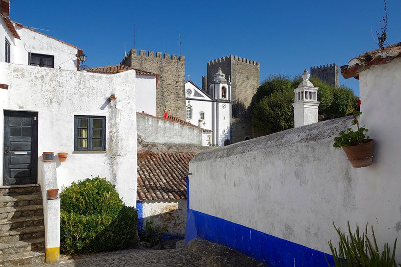 An alley in Óbidos (Portugal) by Berthold Werner