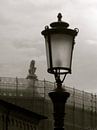 Lantaarn aan de Piazza dei Signori Padua - Italië van Isabelle Val thumbnail