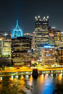 Pittsburgh skyline bij nacht