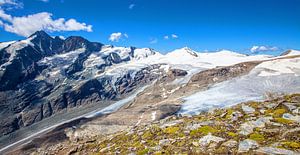 Les hautes montagnes alpines dans la région du Glockner sur Christa Kramer