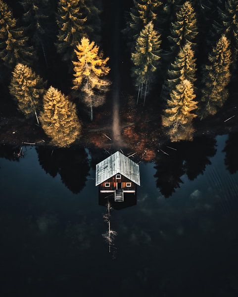 Huis aan het meer van fernlichtsicht