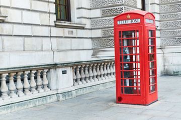 Rote Telefonzelle, wer erinnert sich daran? von Ineke Huizing