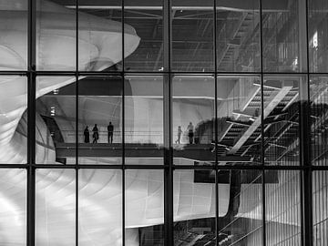 Silhouettes dans les nuages