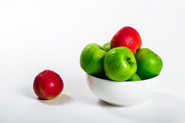Groene en rode appels van Göran Dekker