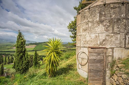 Waterput bij boerderij in Toscane I