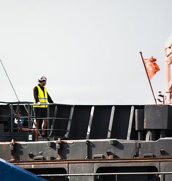 Hands on Deck tijdens afmeren van het schip van scheepskijkerhavenfotografie